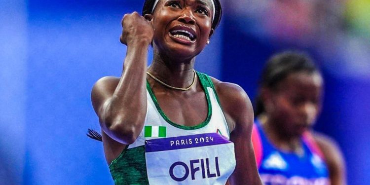 favour ofili sails into the women's 200 meter final at the paris olympics