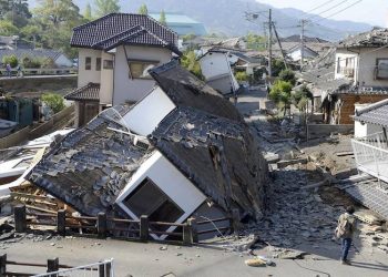 strong twin earthquakes shook japan, and a tsunami warning was issued.